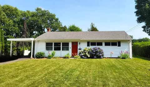 363 Rood Ave, Windsor, CT 06095