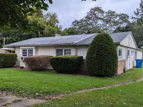 141 Fairview Dr, Berlin, CT 06037
