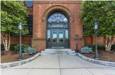 25 Grand St #257, Norwalk, CT 06851