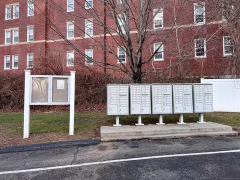 527 W Thames St #57, Norwich, CT 06360