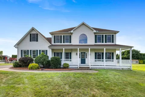 18 Castlewood Dr, South Windsor, CT 06074