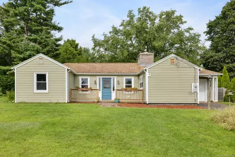 105 Brown St, Middletown, CT 06457