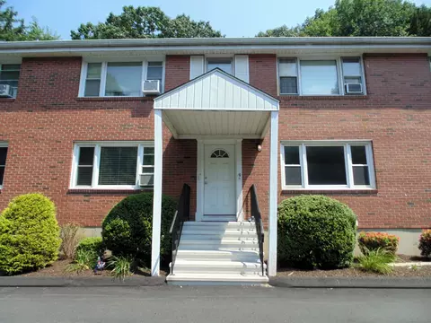 56 Wakelee Avenue Ext #3, Shelton, CT 06484