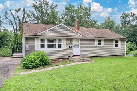 94 Sinclair St, Windsor, CT 06095