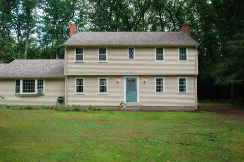 5 Flintlock Rdg, Simsbury, CT 06070