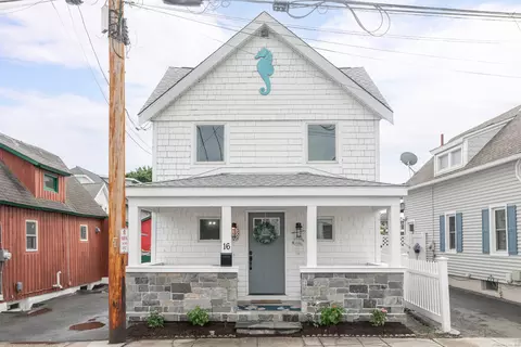 16 Wood Ave, Milford, CT 06460
