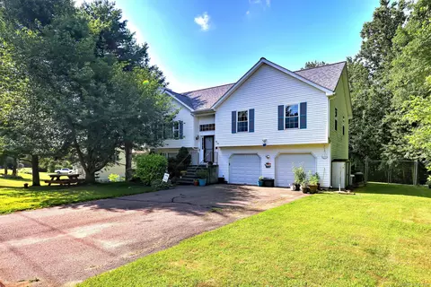 576 May St, Naugatuck, CT 06770