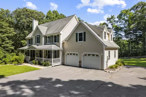 9 Winfield Way, Ledyard, CT 06339