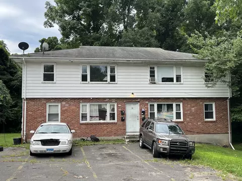 31 Shagbark Rd, Waterbury, CT 06704