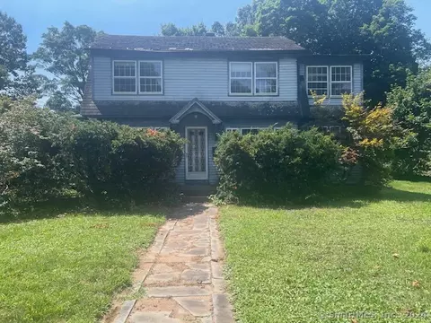 106 Cutlery Ave, Meriden, CT 06451