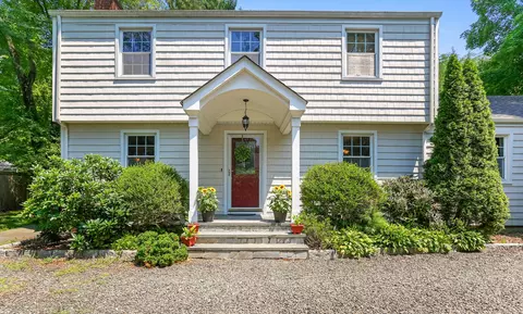 1142 Mill Plain Rd, Fairfield, CT 06824