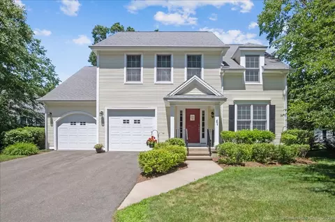 60 Ashton Cir #60, Simsbury, CT 06070