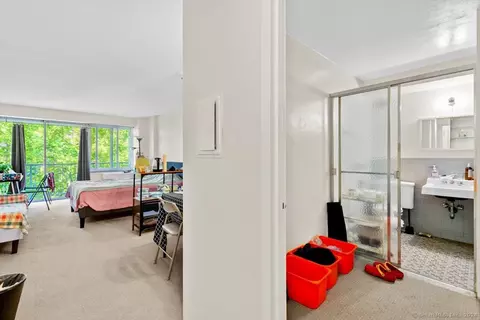 100 York St #6G, New Haven, CT 06511