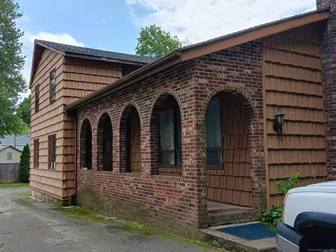 176 Hubbard Rd, Hartford, CT 06114