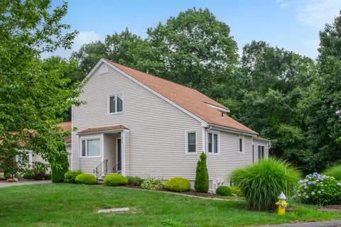 297 Aspetuck Trl #297, Shelton, CT 06484