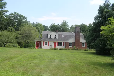 100 Fitzgerald Rd, Brooklyn, CT 06234