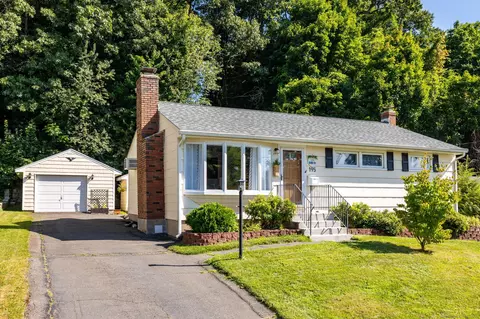195 Country Club Rd, New Britain, CT 06053