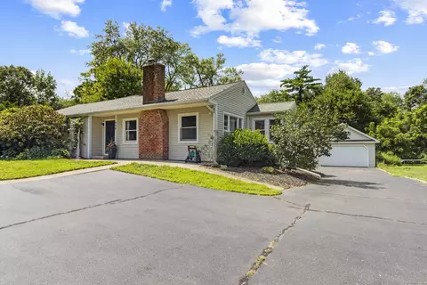 408 Plainville Ave, Unionville, CT 06085