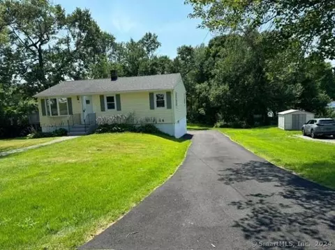 24 Crestwood Ave, Watertown, CT 06795
