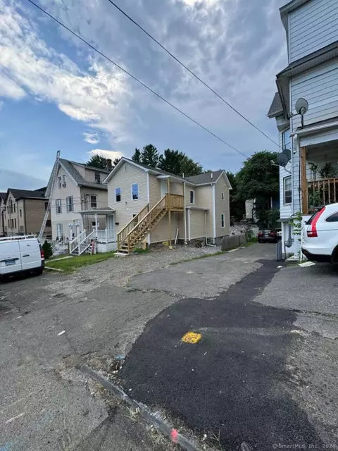 121 Central Ave, Waterbury, CT 06702