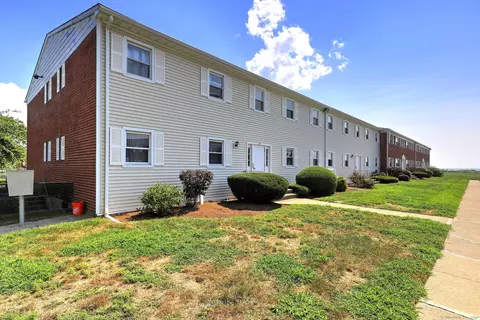 67 E Broadway #C, Milford, CT 06460