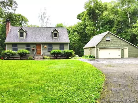 26 Whitney Rd, Columbia, CT 06237
