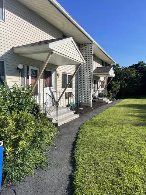harry brook village, New Milford, CT 06776