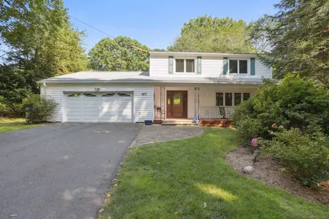 40 Kings Hwy, North Haven, CT 06473