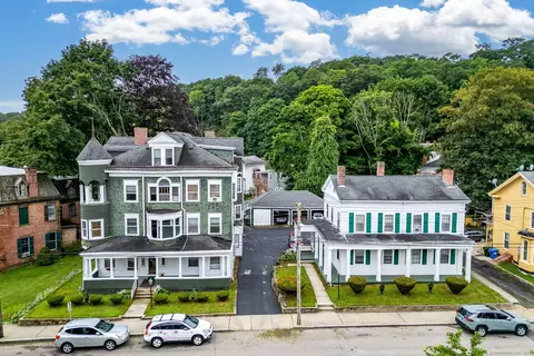 170 Broadway, Norwich, CT 06360