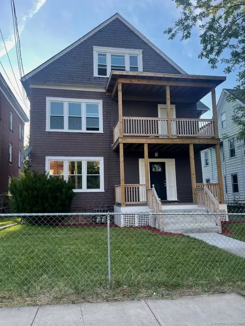 67 Edgewood St, Hartford, CT 06112