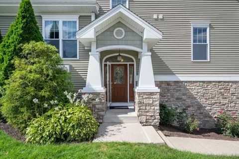 65 Lawrence Ave, Danbury, CT 06810
