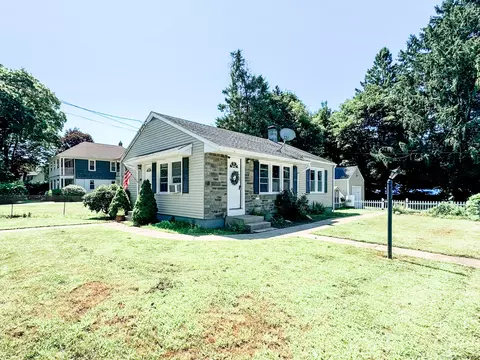 101 Morin Ave, Killingly, CT 06239