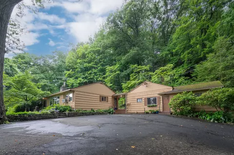 71 Mill Plain Rd, Danbury, CT 06811