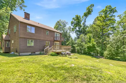 12 Mary Rd, Burlington, CT 06013