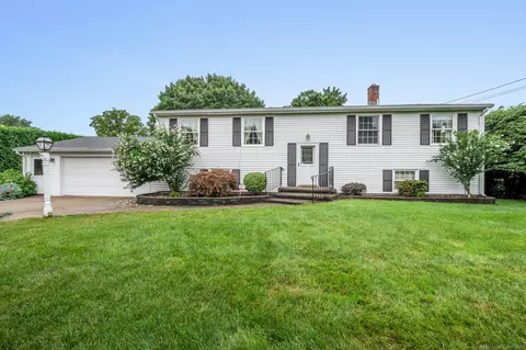 188 Fleetwood Rd, Southington, CT 06479