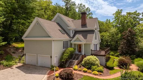 48 Vermillion Dr, Avon, CT 06001