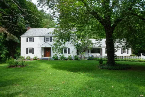 44 Sunset Hill Rd, Simsbury, CT 06070