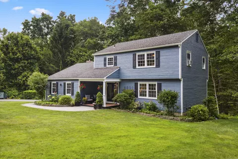 167 Stonehedge Ln, Guilford, CT 06437