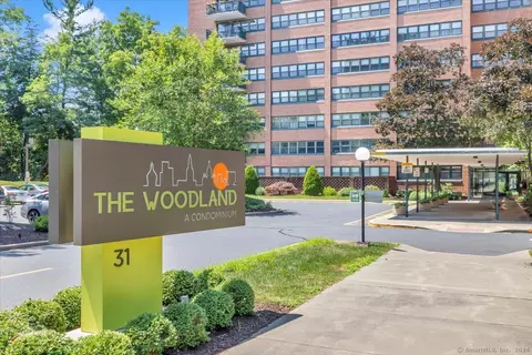31 Woodland St #8L, Hartford, CT 06105