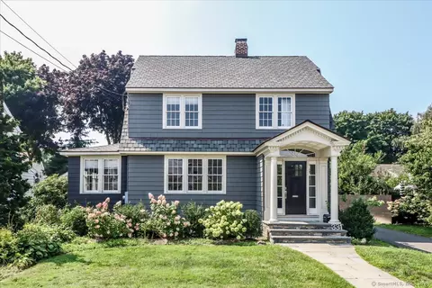 331 Lake Ave, Bridgeport, CT 06605