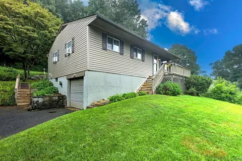 25 Old Shelter Rock Rd, Danbury, CT 06810