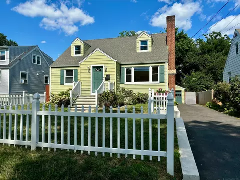 130 Stuart Ave, Norwalk, CT 06850