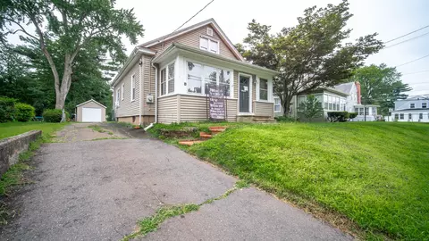 287 Prospect St, East Hartford, CT 06108