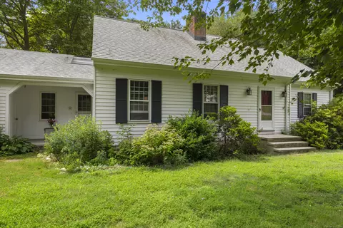 97 Yankee Peddler Path, Madison, CT 06443