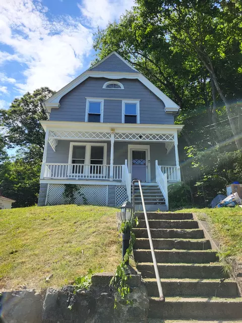 5 Woodmansee Ave, Norwich, CT 06360