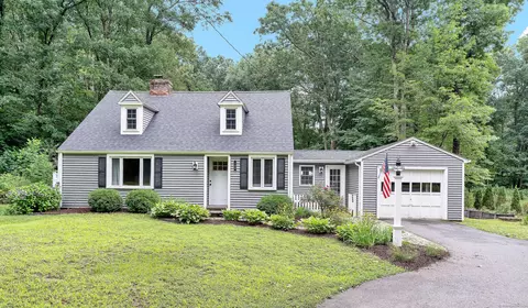 186 W Mountain Rd, Simsbury, CT 06092