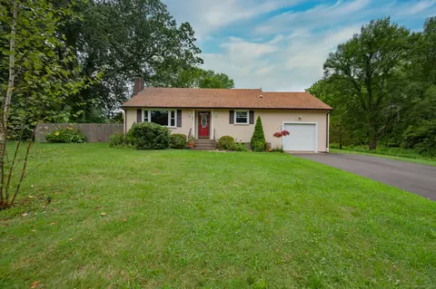243 Jepson Ln, Meriden, CT 06451