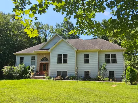 130 Jude Ln, Southington, CT 06489