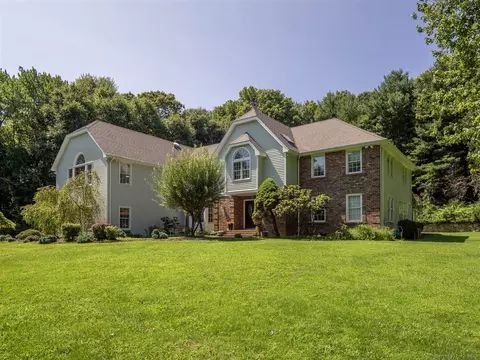 331 Sturges Ridge Rd, Wilton, CT 06897