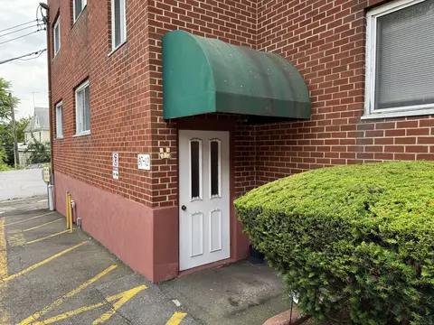 18 Prospect Ave #B10, Norwalk, CT 06850